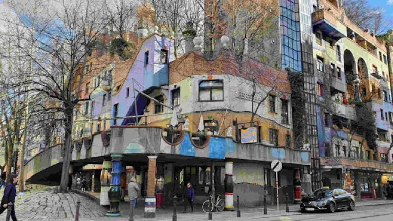 Hundertwasser Village - Vienna